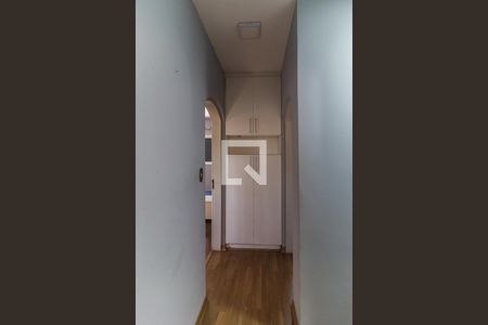 Corredor de casa para alugar com 3 quartos, 120m² em Braz Cubas, Mogi das Cruzes