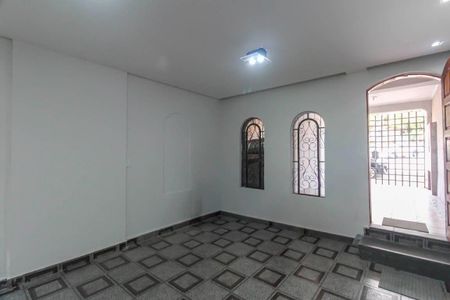 Casa para alugar com 130m², 3 quartos e 1 vaga