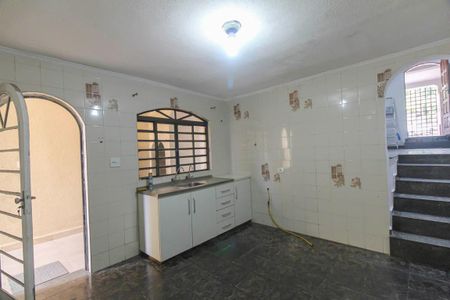 Casa para alugar com 130m², 3 quartos e 1 vaga