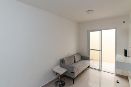 Sala de apartamento para alugar com 2 quartos, 40m² em Vila Leonor, São Paulo