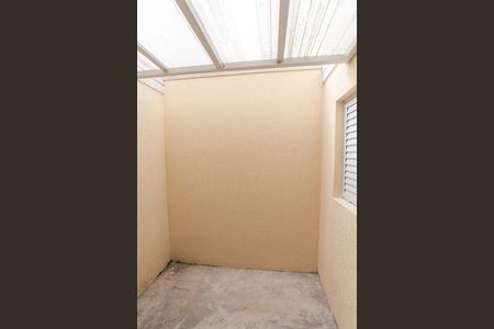 Sala - Quintal de apartamento para alugar com 2 quartos, 40m² em Vila Leonor, São Paulo