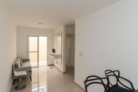 Sala de apartamento para alugar com 2 quartos, 40m² em Vila Leonor, São Paulo