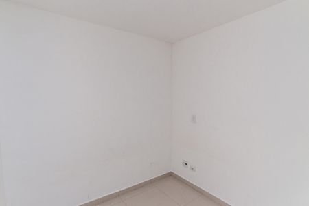 Quarto 2 de apartamento para alugar com 2 quartos, 40m² em Vila Leonor, São Paulo