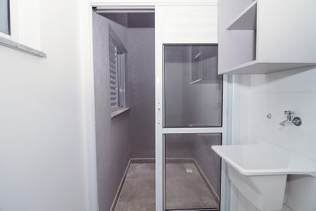 Apartamento para alugar com 40m², 2 quartos e sem vaga Apartamento para alugar com 40m², 2 quartos e sem vagaÁrea de Serviço