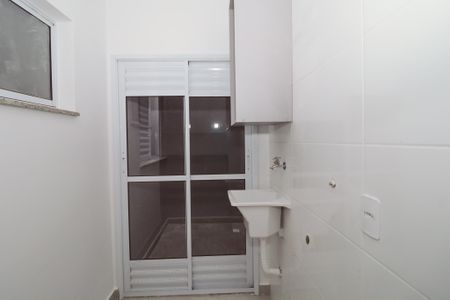 Apartamento para alugar com 40m², 2 quartos e sem vaga Apartamento para alugar com 40m², 2 quartos e sem vagaÁrea de Serviço