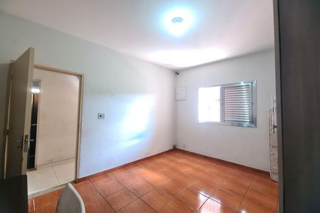 Quarto 1 de casa à venda com 2 quartos, 160m² em Jardim Mimar, São Paulo