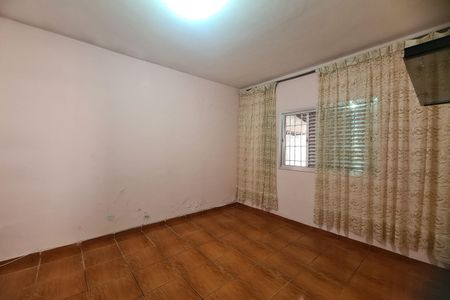 Casa à venda com 160m², 2 quartos e 2 vagas Casa à venda com 160m², 2 quartos e 2 vagasQuarto 2