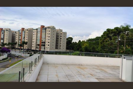Casa à venda com 514m², 3 quartos e 7 vagas Casa à venda com 514m², 3 quartos e 7 vagasCobertura