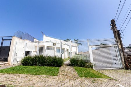 Casa à venda com 514m², 3 quartos e 7 vagas Casa à venda com 514m², 3 quartos e 7 vagasFachada