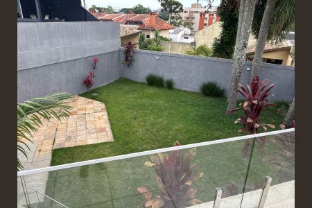 Casa à venda com 514m², 3 quartos e 7 vagas Casa à venda com 514m², 3 quartos e 7 vagasSacada Suíte
