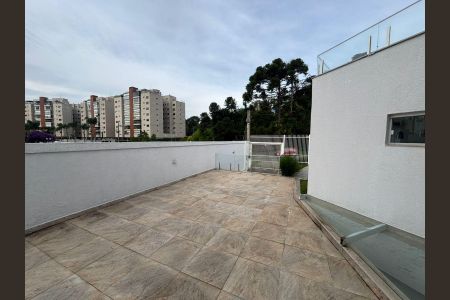 Casa à venda com 514m², 3 quartos e 7 vagas Casa à venda com 514m², 3 quartos e 7 vagasÁrea externa