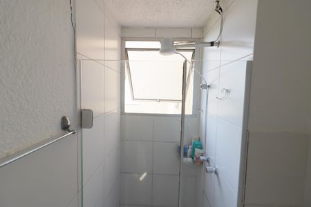 Banheiro de apartamento à venda com 2 quartos, 44m² em São Pedro, Osasco