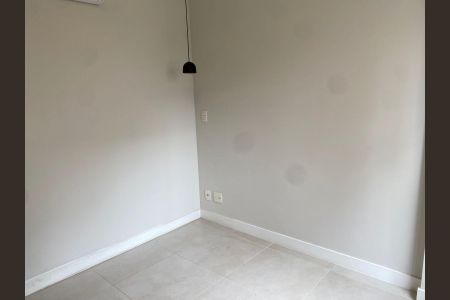 Quarto de apartamento para alugar com 2 quartos, 76m² em Barra da Tijuca, Rio de Janeiro