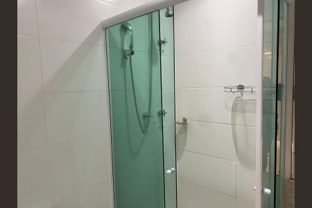 Apartamento para alugar com 76m², 2 quartos e 1 vaga Apartamento para alugar com 76m², 2 quartos e 1 vagaBanheiro