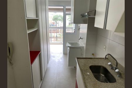 Cozinha de apartamento para alugar com 2 quartos, 76m² em Barra da Tijuca, Rio de Janeiro