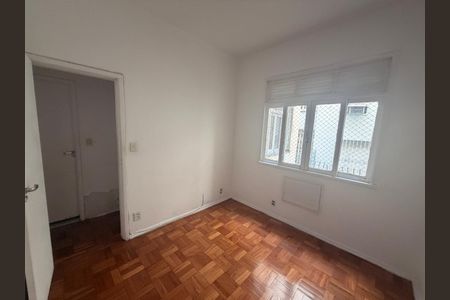 Quarto 1 de apartamento para alugar com 2 quartos, 56m² em Tijuca, Rio de Janeiro