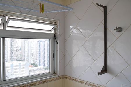 Apartamento à venda com 115m², 2 quartos e 2 vagas Apartamento à venda com 115m², 2 quartos e 2 vagasÁrea de Serviço