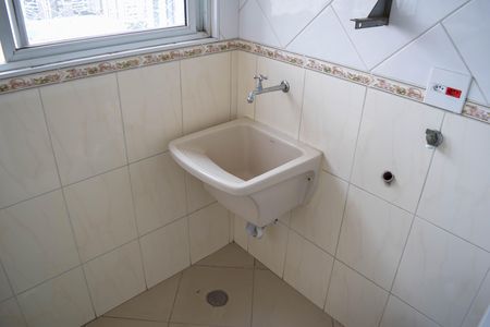 Apartamento à venda com 115m², 2 quartos e 2 vagas Apartamento à venda com 115m², 2 quartos e 2 vagasÁrea de Serviço