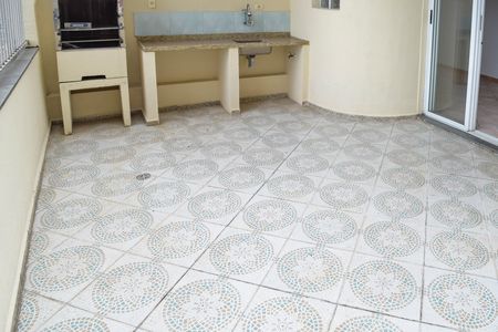 Apartamento à venda com 115m², 2 quartos e 2 vagas Apartamento à venda com 115m², 2 quartos e 2 vagasÁrea de Churrasqueira