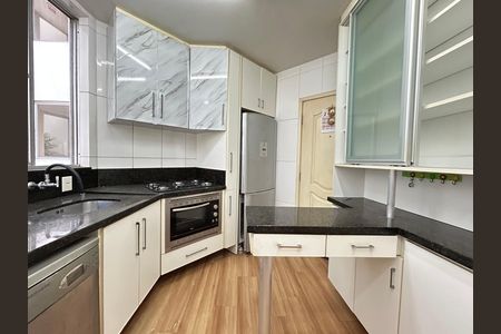 Apartamento para alugar com 94m², 3 quartos e 1 vaga Apartamento para alugar com 94m², 3 quartos e 1 vagaCozinha