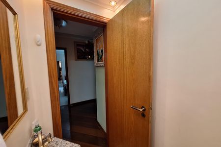 Apartamento para alugar com 155m², 3 quartos e 3 vagas Apartamento para alugar com 155m², 3 quartos e 3 vagasLavabo