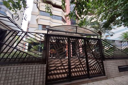 Apartamento para alugar com 155m², 3 quartos e 3 vagas Apartamento para alugar com 155m², 3 quartos e 3 vagasFachada