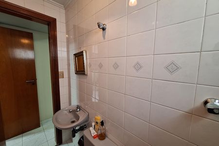 Apartamento para alugar com 155m², 3 quartos e 3 vagas Apartamento para alugar com 155m², 3 quartos e 3 vagasBanheiro de serviço
