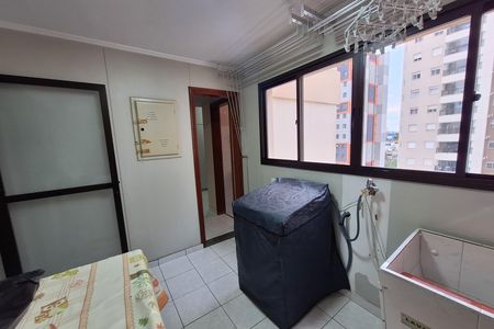 Apartamento para alugar com 155m², 3 quartos e 3 vagas Apartamento para alugar com 155m², 3 quartos e 3 vagasLavanderia
