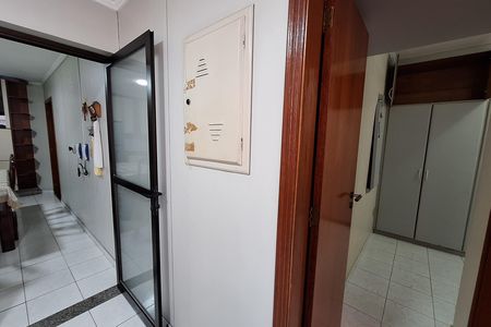 Apartamento para alugar com 155m², 3 quartos e 3 vagas Apartamento para alugar com 155m², 3 quartos e 3 vagasLavanderia