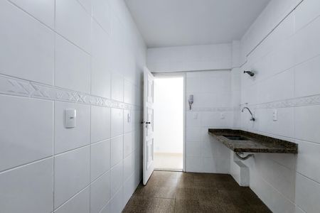 Apartamento para alugar com 83m², 2 quartos e sem vagaCozinha 