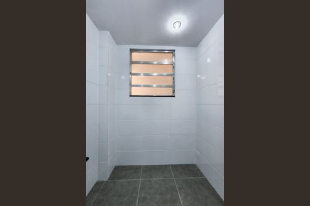 Apartamento para alugar com 83m², 2 quartos e sem vagaBanheiro 