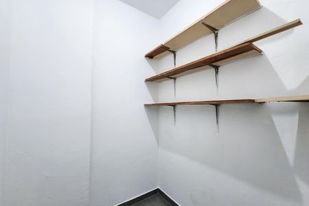 Apartamento para alugar com 83m², 2 quartos e sem vagaQuarto de Serviço 