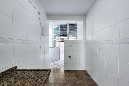 Apartamento para alugar com 83m², 2 quartos e sem vagaCozinha 