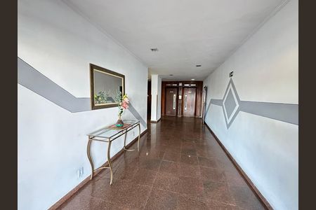 Hall de entrada de apartamento para alugar com 1 quarto, 30m² em Morro dos Barbosas, São Vicente