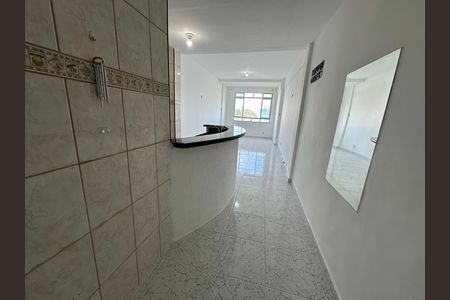 Cozinha de apartamento para alugar com 1 quarto, 30m² em Morro dos Barbosas, São Vicente
