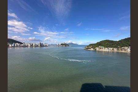 Vista de apartamento para alugar com 1 quarto, 30m² em Morro dos Barbosas, São Vicente