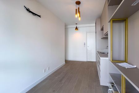 Sala e cozinha de apartamento para alugar com 1 quarto, 35m² em Vila Mariana, São Paulo