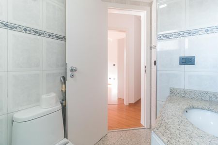 Apartamento para alugar com 70m², 2 quartos e 2 vagas Apartamento para alugar com 70m², 2 quartos e 2 vagasBanheiro