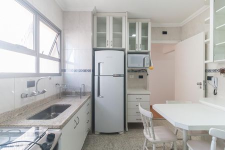 Apartamento para alugar com 70m², 2 quartos e 2 vagas Apartamento para alugar com 70m², 2 quartos e 2 vagasCozinha