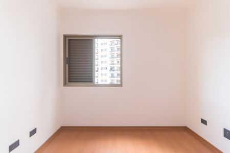 Apartamento para alugar com 70m², 2 quartos e 2 vagas Apartamento para alugar com 70m², 2 quartos e 2 vagasQuarto 2
