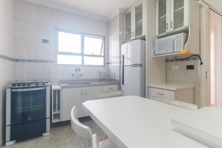 Apartamento para alugar com 70m², 2 quartos e 2 vagas Apartamento para alugar com 70m², 2 quartos e 2 vagasCozinha