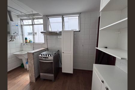 Apartamento para alugar com 66m², 2 quartos e 1 vaga Apartamento para alugar com 66m², 2 quartos e 1 vagaCozinha