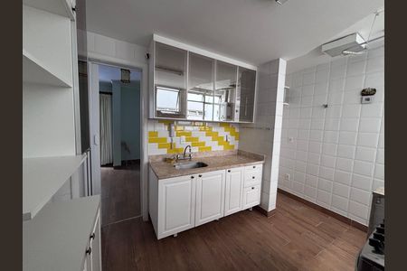 Apartamento para alugar com 66m², 2 quartos e 1 vaga Apartamento para alugar com 66m², 2 quartos e 1 vagaCozinha