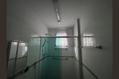 Apartamento para alugar com 66m², 2 quartos e 1 vaga Apartamento para alugar com 66m², 2 quartos e 1 vagaBanheiro do Quarto 1