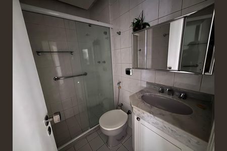 Apartamento para alugar com 66m², 2 quartos e 1 vaga Apartamento para alugar com 66m², 2 quartos e 1 vagaBanheiro