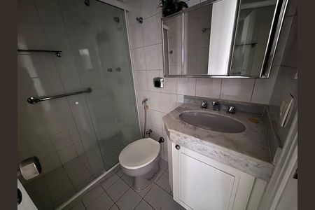 Apartamento para alugar com 66m², 2 quartos e 1 vaga Apartamento para alugar com 66m², 2 quartos e 1 vagaBanheiro