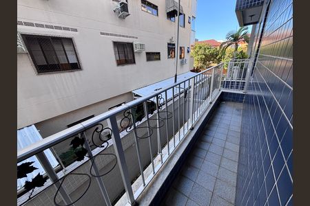 Apartamento para alugar com 66m², 2 quartos e 1 vaga Apartamento para alugar com 66m², 2 quartos e 1 vagaVaranda
