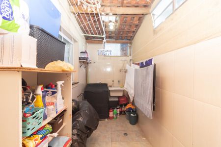 Área de Serviço de casa à venda com 2 quartos, 72m² em Parque Guarani, São Paulo