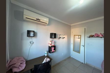 Casa à venda com 170m², 4 quartos e 2 vagas Casa à venda com 170m², 4 quartos e 2 vagasQuarto 1