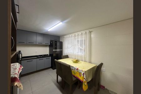 Cozinha de casa à venda com 4 quartos, 170m² em Harmonia, Canoas